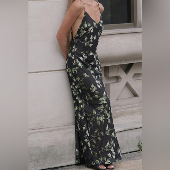 Rumored | Dresses | Nwt Rumored Low Tide Floral Open Back Maxi Slip ...